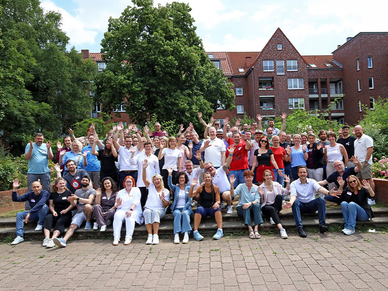 Das Elithera Netzwerk in einem Teamfoto